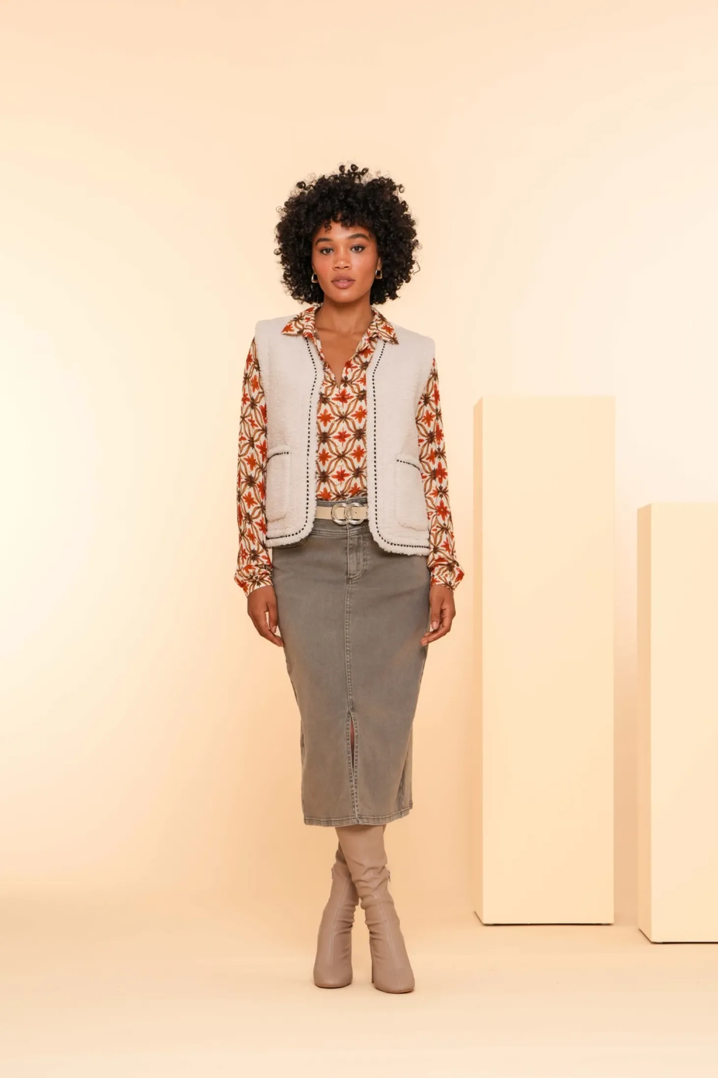 Blouses*Geisha Fashion Geisha Dames Blouse Met Bloemenprint En Lurex 43697-20 off-white