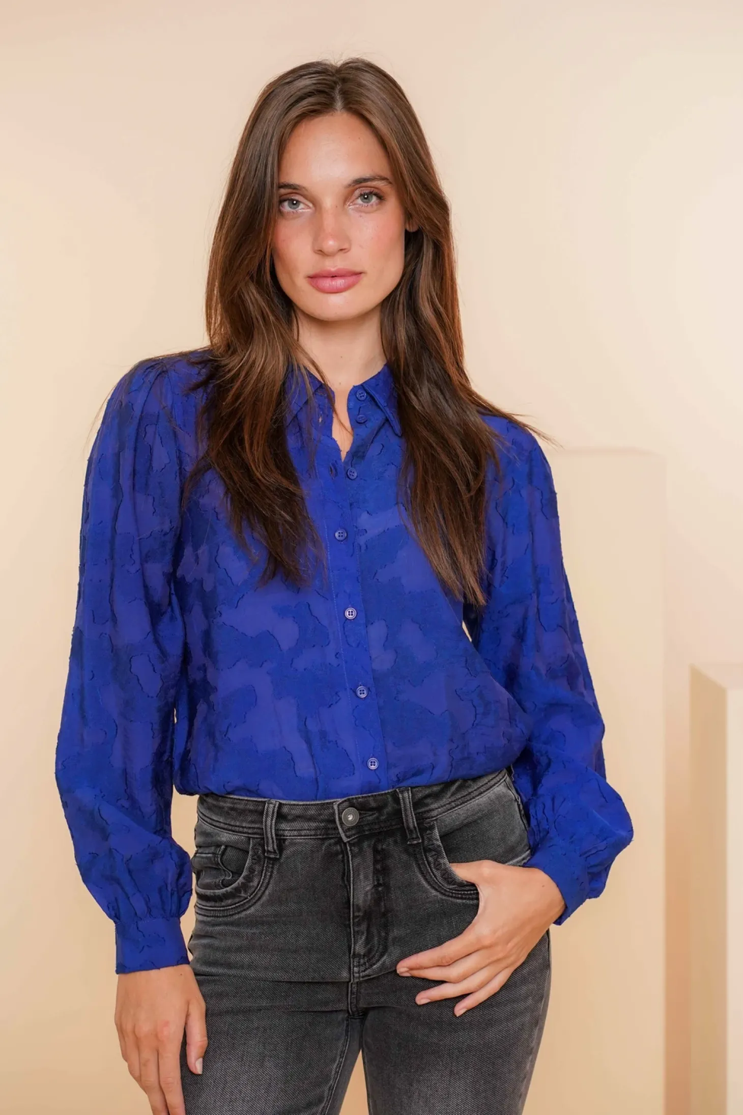 Blouses*Geisha Fashion Geisha Dames Blouse Met Print 43652-47 cobalt