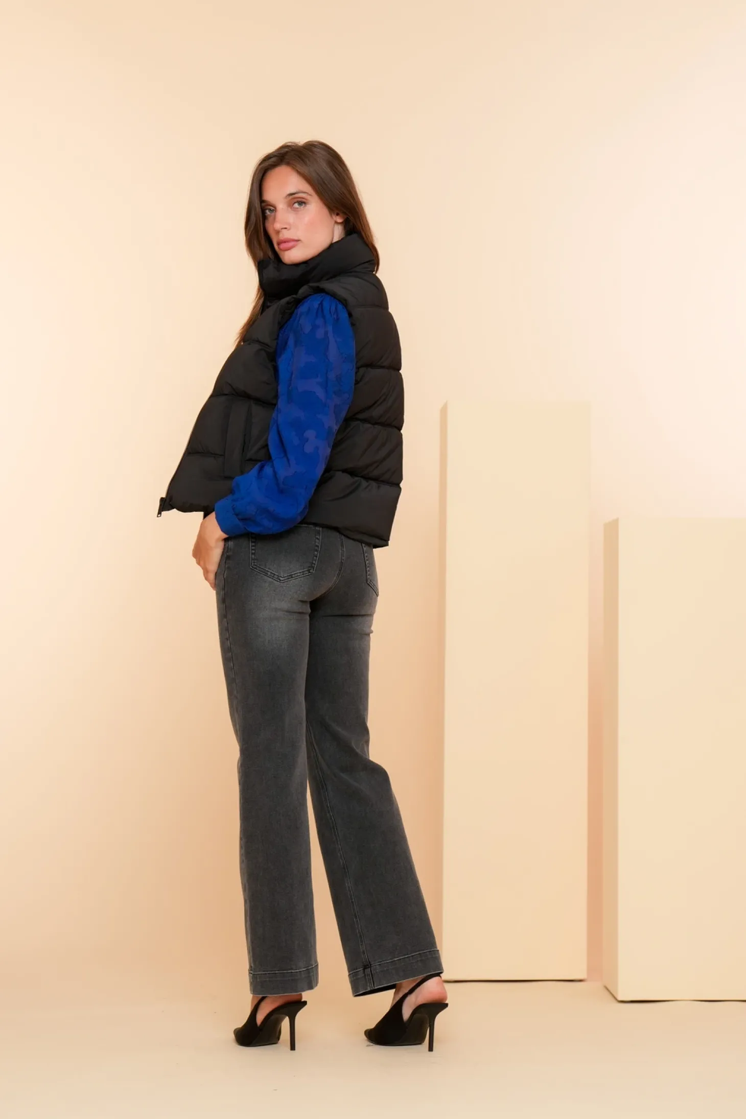 Jassen & Jacks*Geisha Fashion Geisha Dames Gewatteerde Bodywarmer 48527-21 zwart
