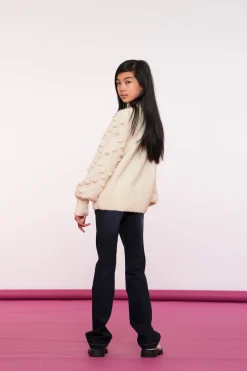 Truien & Vesten*Geisha Fashion Geisha Girls Gebreide Trui Met Pompons 44554K-23 off-white