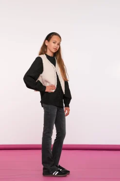 Truien & Vesten*Geisha Fashion Geisha Girls Teddy Gilet Met Broderie 45553K-19 off-white